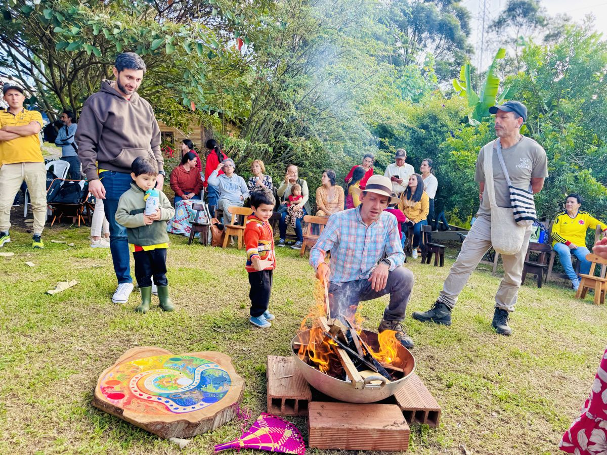The fire and the color wheel at the center of the circle